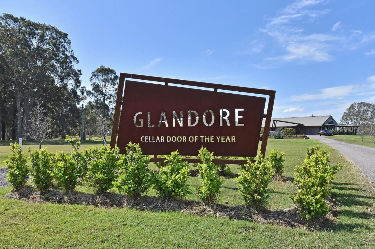 Glandore Vineyard Homestead. Home To A Onsite Cellar Door ポーコルビン エクステリア 写真